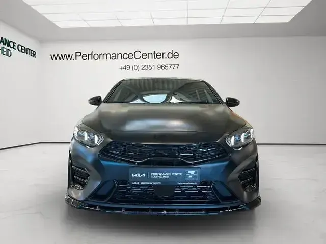 Gebraucht Kia ProCeed GT GT 204 PS (150 kW) 2022 Schwarz Kleinwagen