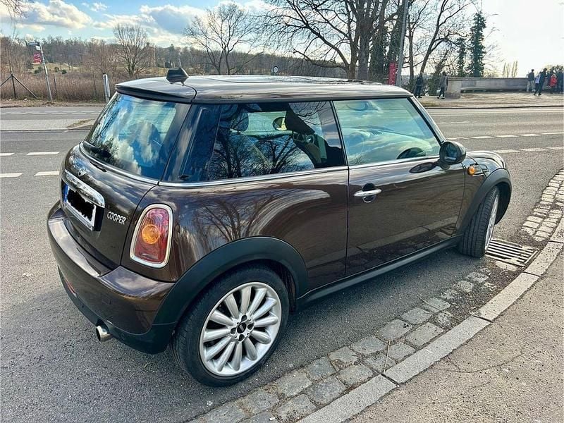 Gebraucht Mini Cooper 122 PS (89 kW) 2010 Braun Kleinwagen