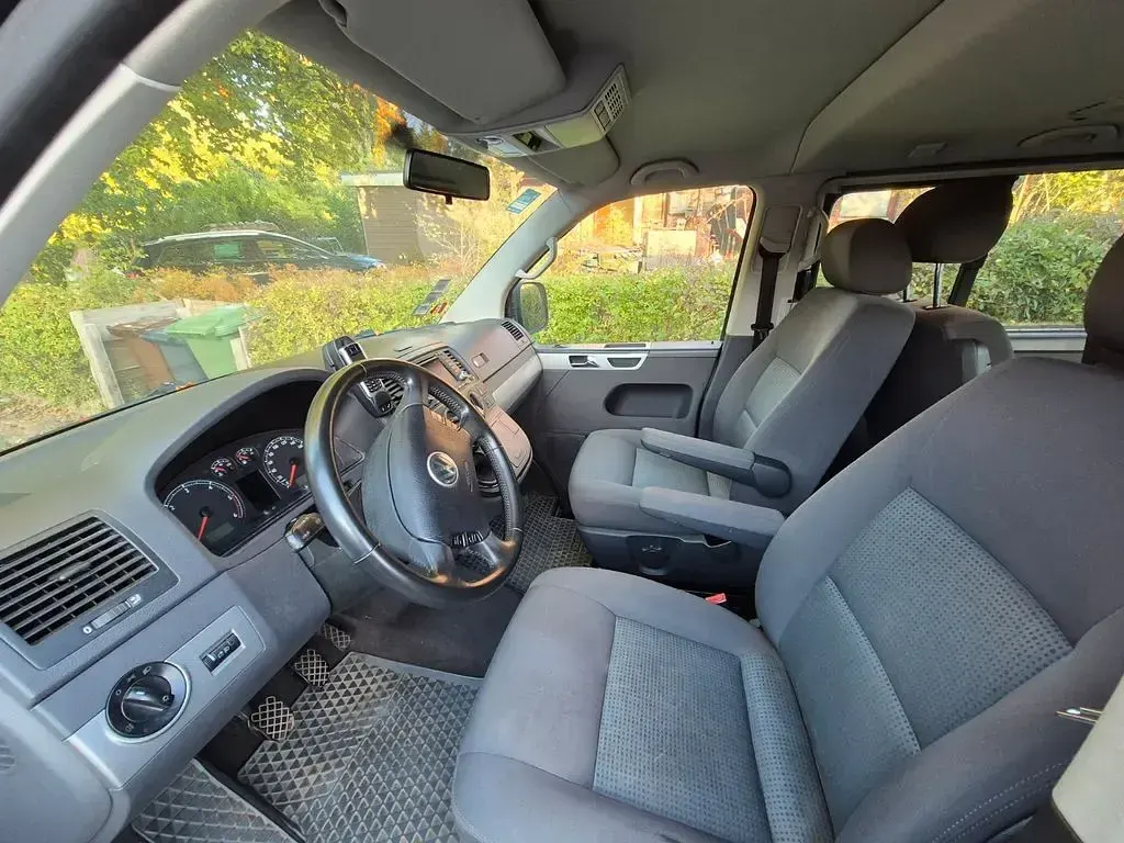 Gebraucht VW Multivan 131 PS (96 kW) 2006 Grau Van / Kleinbus