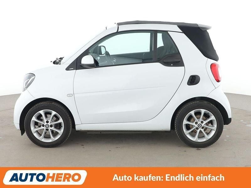 Gebraucht Smart ForTwo Cabrio Passion 71 PS (52 kW) 2019 Weiß Cabrio
