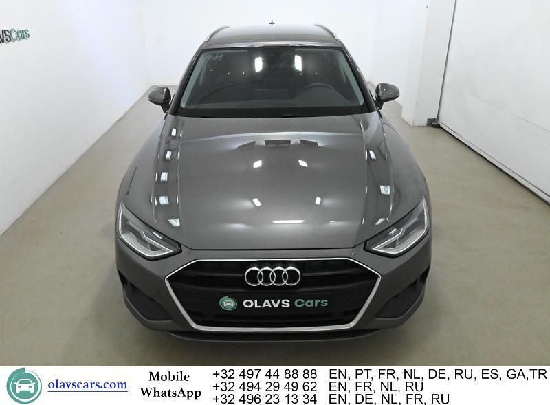 Gebraucht Audi A4 136 PS (100 kW) 2022 Grau Limousine