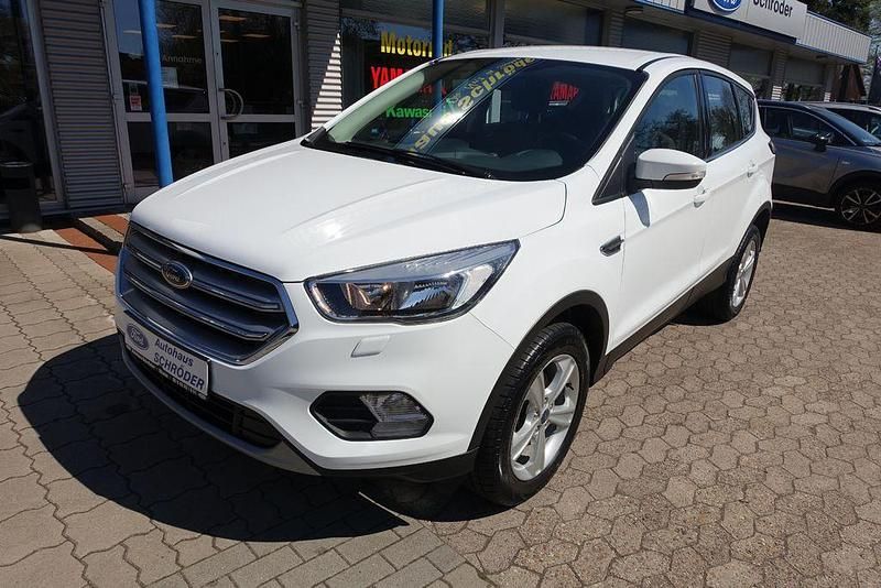 Używany Ford Kuga Trend 120 KM (88 kW) 2018 Biały SUV