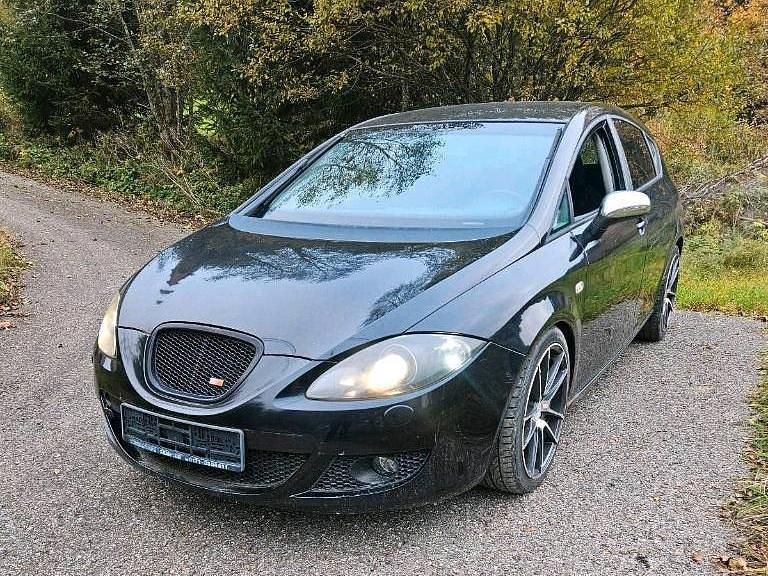 Schwarz Gebraucht 2006 Seat Leon FR Limousine | 1.499 € (Superpreis) - Bild 1/4