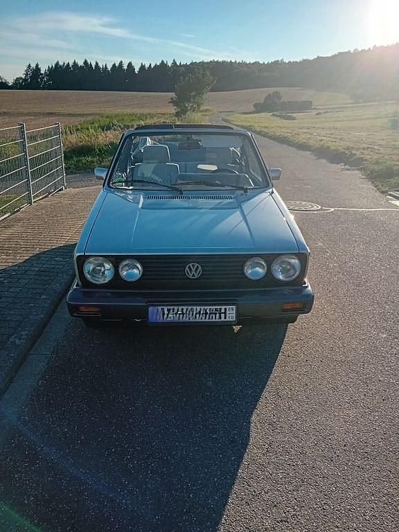 Grau Gebraucht 1990 VW Golf Cabriolet Karmann Cabrio | 14.900 € - Bild 1/4