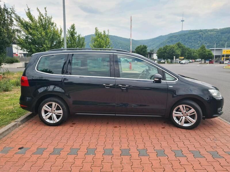 Schwarz Gebraucht 2013 VW Sharan Match Van / Kleinbus | 7.950 € (Etwas zu teuer) - Bild 1/4