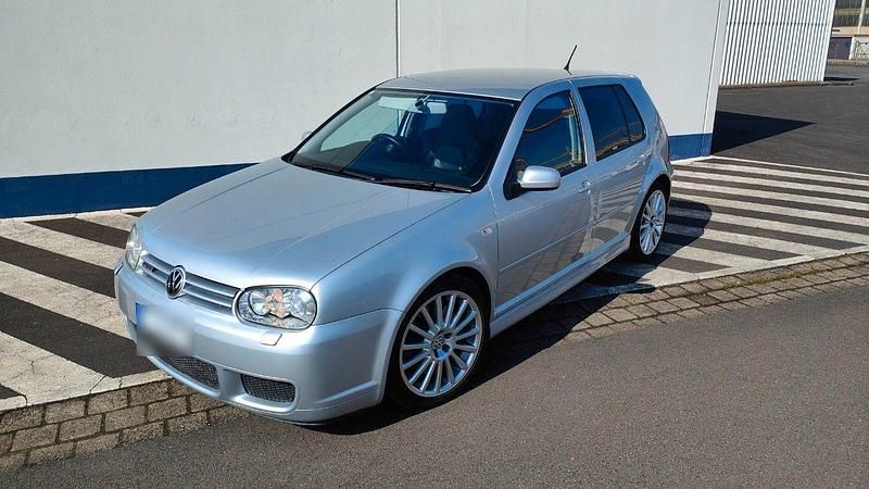 Gebraucht VW Golf IV R 241 PS (177 kW) 2004 Silber Kombi