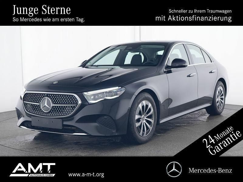 Schwarz Gebraucht 2024 Mercedes E220 Avantgarde Limousine | 47.950 € (Superpreis) - Bild 1/4