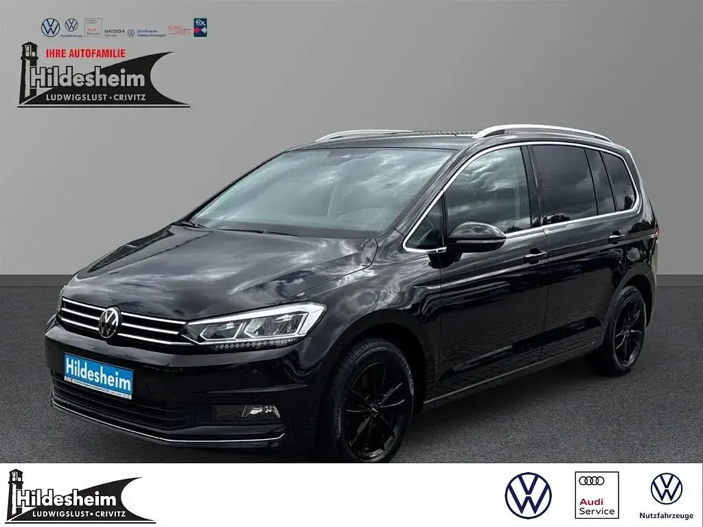 Gebraucht VW Touran Highline 150 PS (110 kW) 2022 Van / Kleinbus