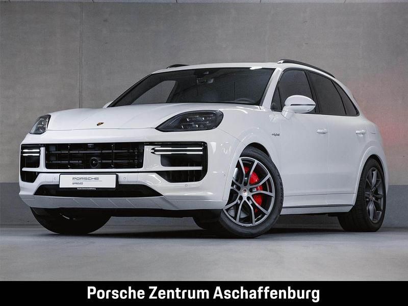 Carraraweißmetallic Gebraucht 2024 Porsche Cayenne Turbo E-Hybrid SUV | 164.880 € (Superpreis) - Bild 1/4