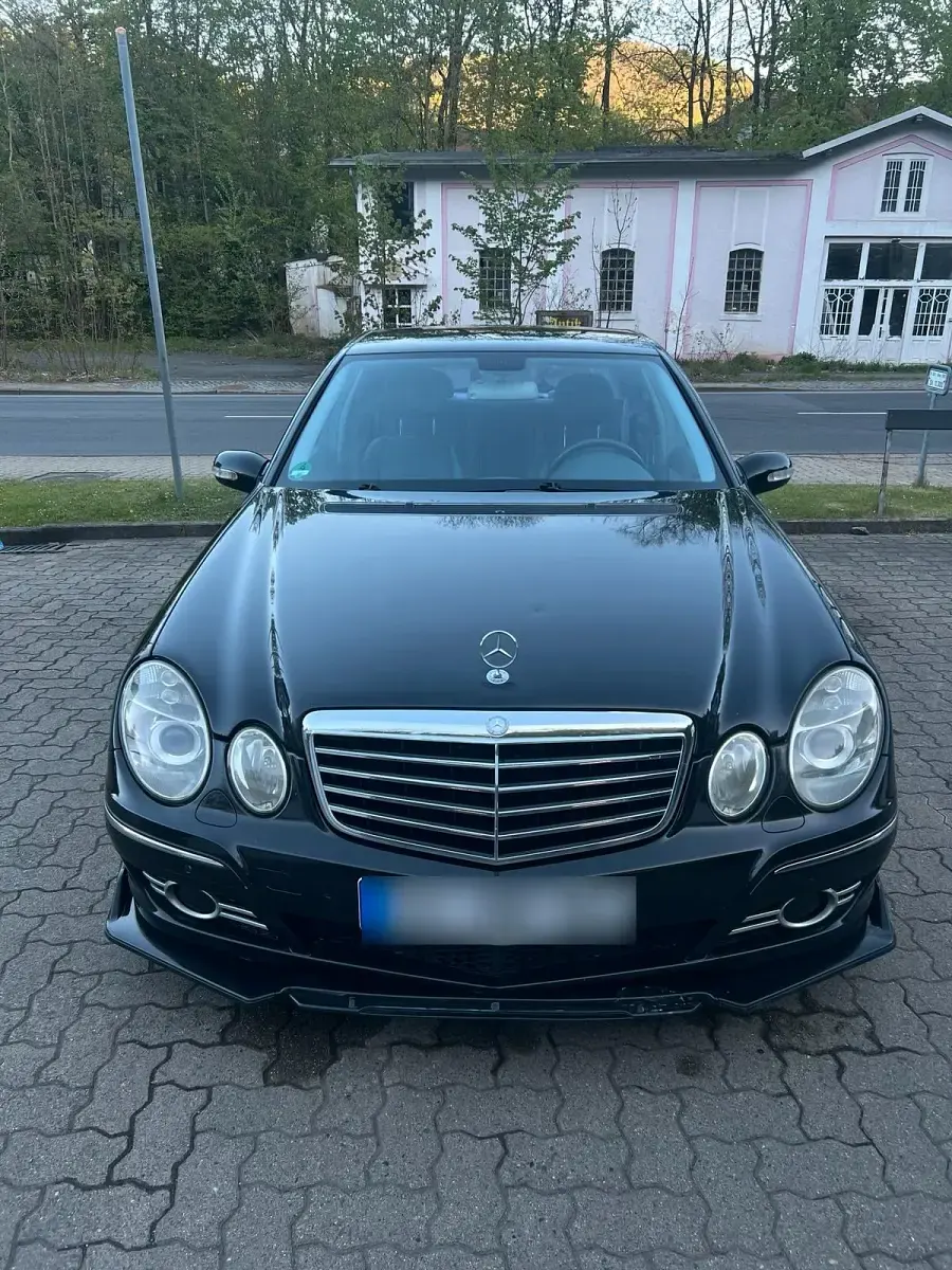 Gebraucht Mercedes E280 190 PS (139 kW) 2005 Schwarz Limousine