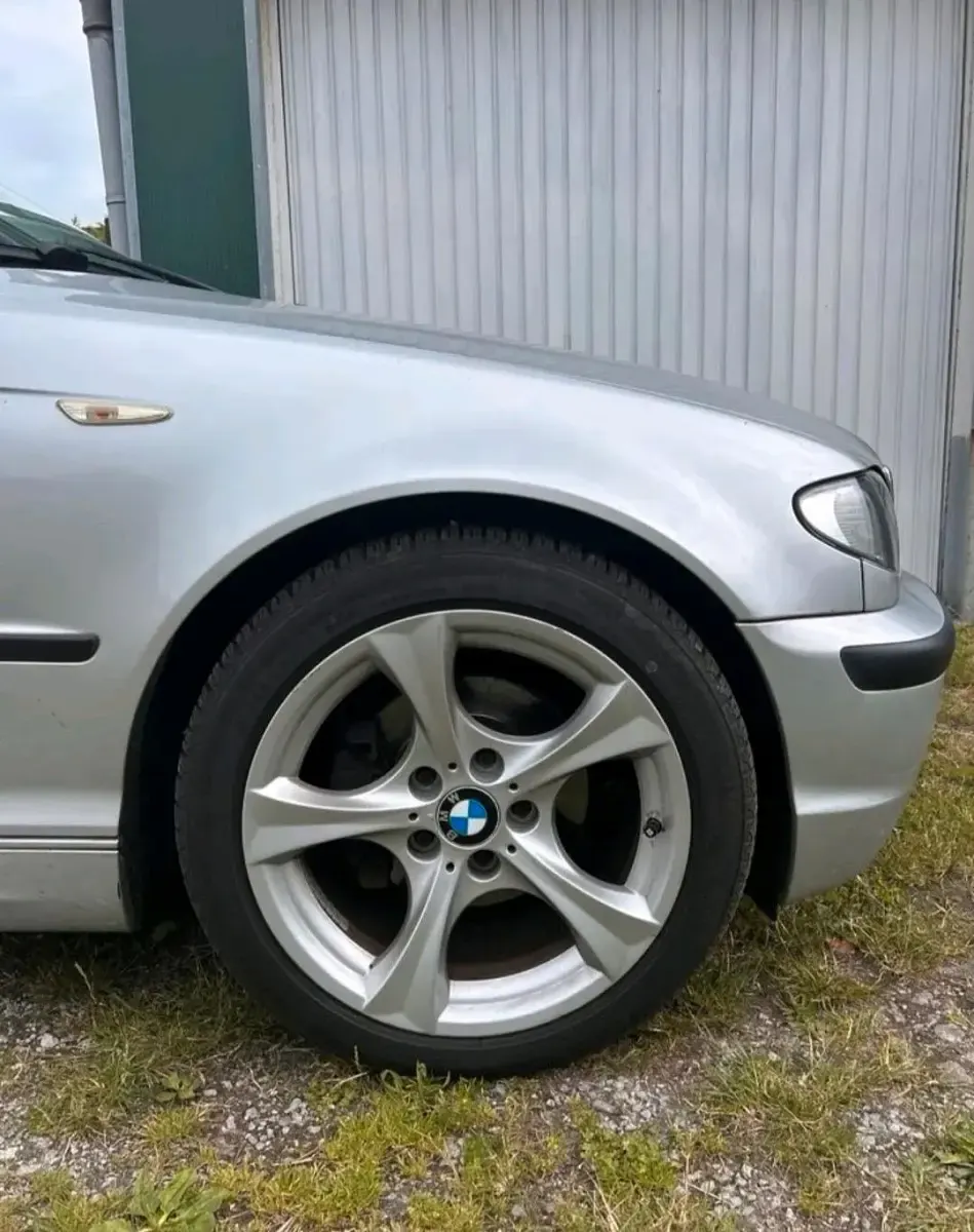 Gebraucht BMW 316 116 PS (85 kW) 2005 Silber Kombi
