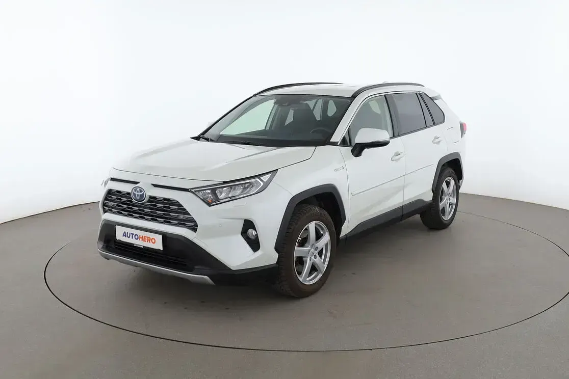 Gebraucht Toyota RAV4 Hybrid Club 120 PS (88 kW) 2020 SUV