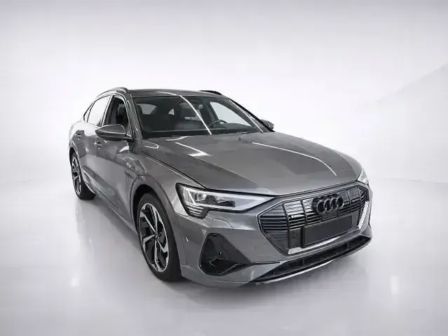 Gebraucht Audi e-tron Sportback S-Line 230 kW (313 PS) 2022 Daytonagrau perleffekt SUV