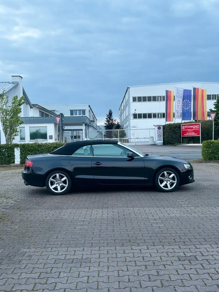 Gebraucht Audi A5 Cabriolet Comfort 211 PS (155 kW) 2009 Schwarz Cabrio