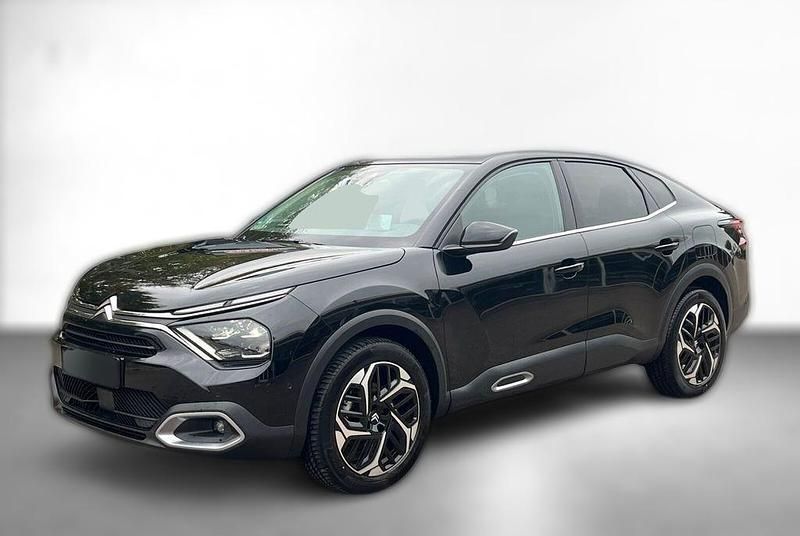 Schwarz metallic Gebraucht 2023 Citroën C4 Shine | 26.260 € (Teuer) - Bild 1/4