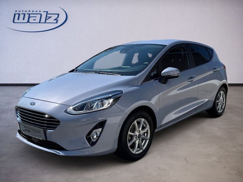 Freedome blue Gebraucht 2021 Ford Fiesta Titanium Kleinwagen | 14.890 € (Fairer Preis) - Bild 1/4
