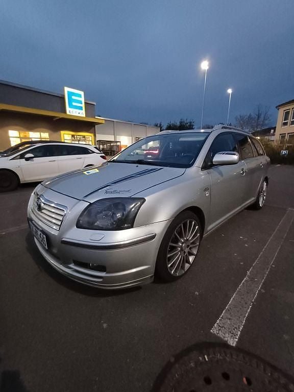 Grau Gebraucht 2005 Toyota Avensis Executive Limousine | 2.500 € (Guter Preis) - Bild 1/4