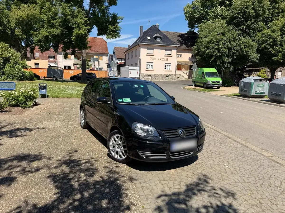 Gebraucht VW Polo Black Edition 80 PS (58 kW) 2008 Schwarz Kleinwagen