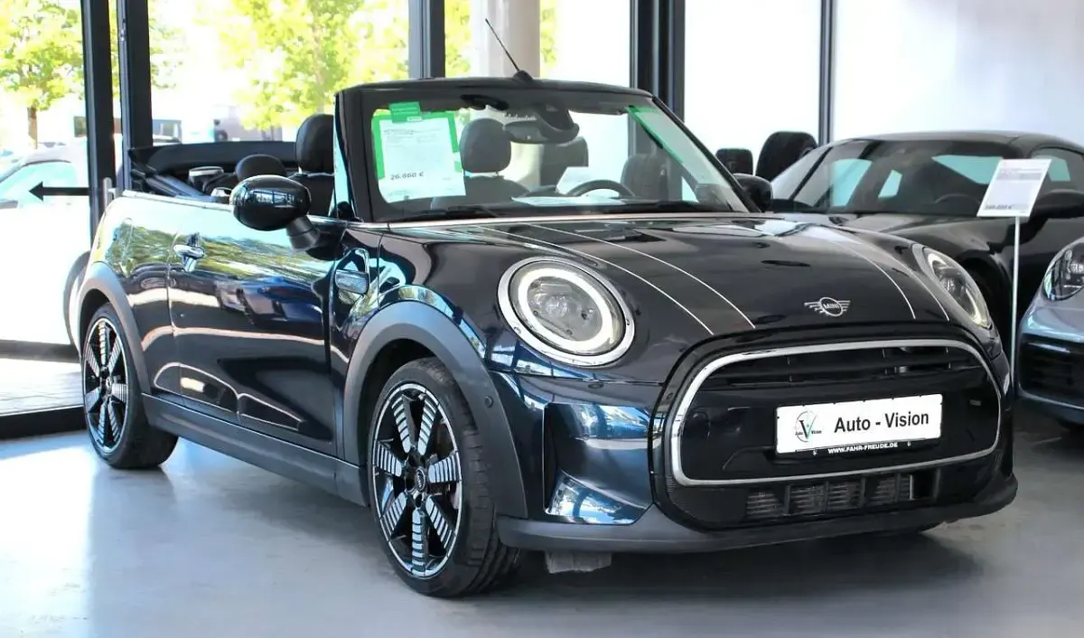 Used Mini Cooper Cabriolet Premium Plus 136 HP (100 kW) 2023 Black Cabriolet