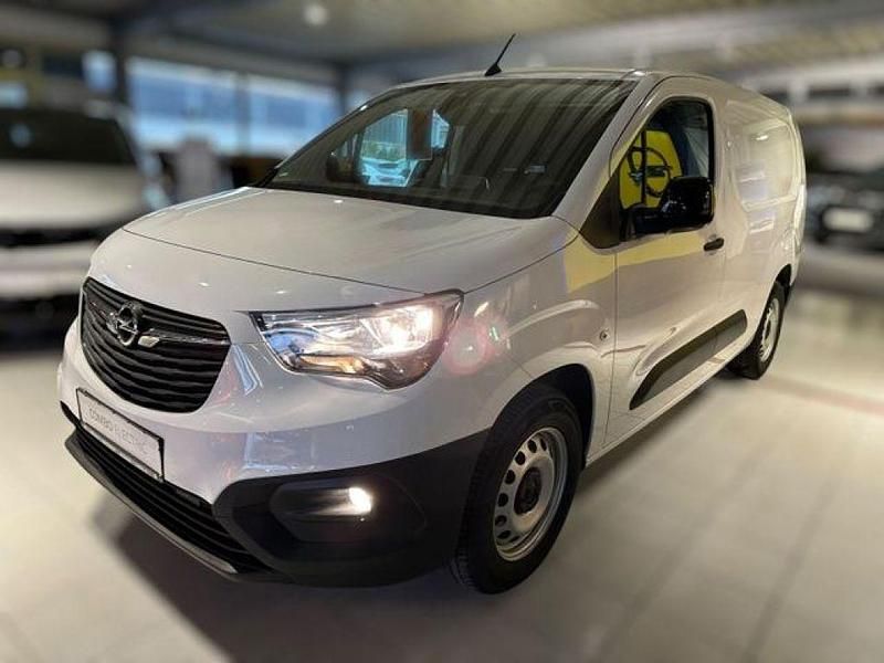 Gebraucht Opel Combo-e Life Edition 100 kW (136 PS) 2024 Kaolin weiss Van