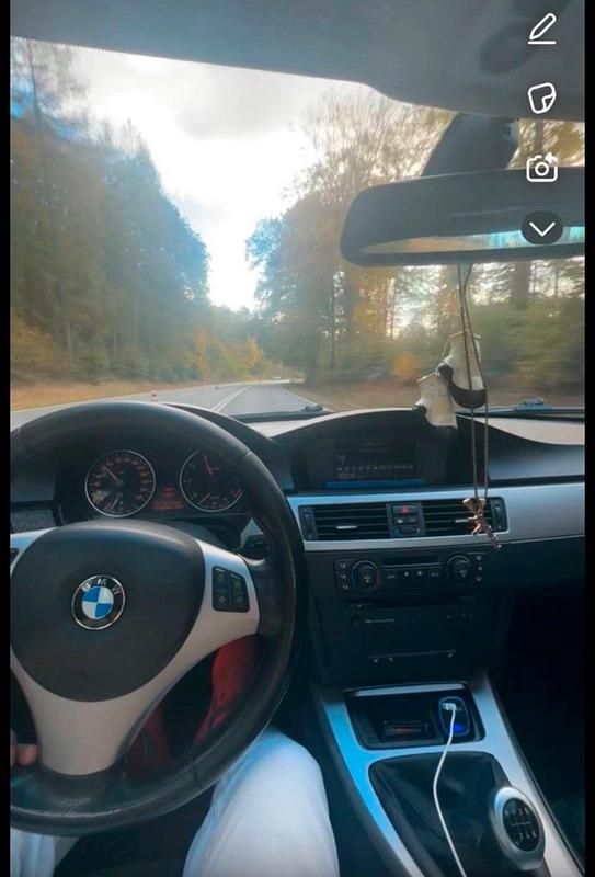 Second-hand BMW 320 150 CP (110 kW) 2006 Negru Berlinǎ