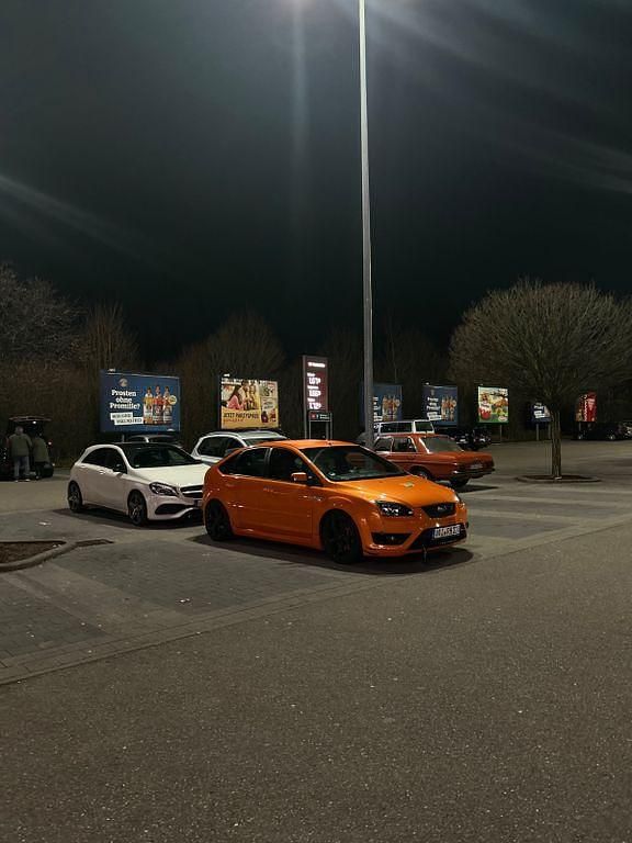 Gebraucht Ford Focus ST 226 PS (166 kW) 2006 Orange Limousine