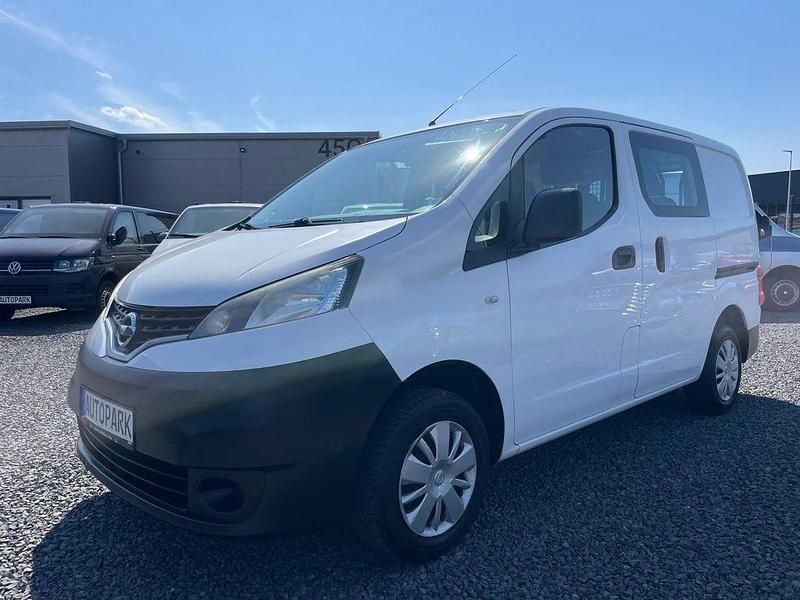 Weiß Gebraucht 2015 Nissan NV200 Comfort Van | 5.000 € (Teuer) - Bild 1/4