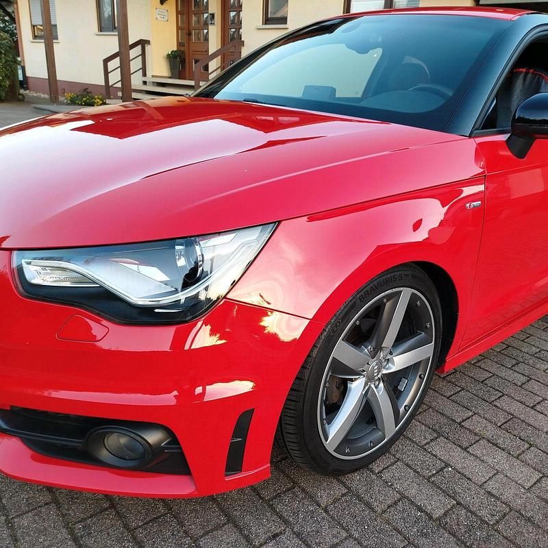Gebraucht Audi A1 S-Line 86 PS (63 kW) 2013 Rot Kleinwagen