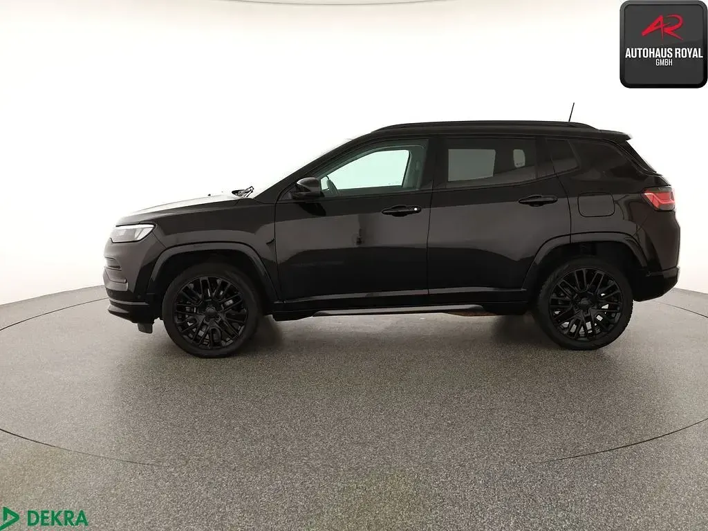Used Jeep Compass 241 HP (177 kW) 2023 Black SUV