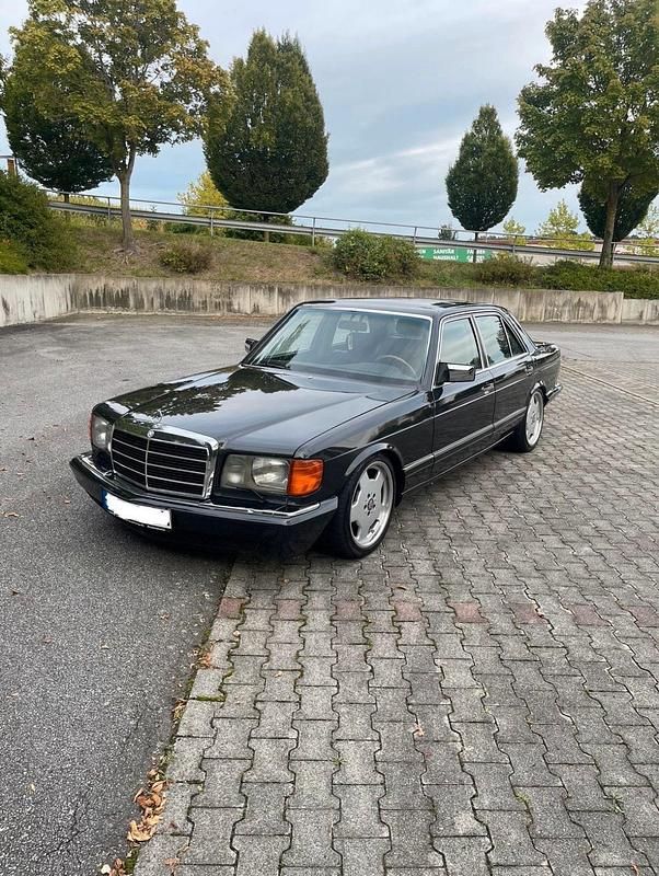 Schwarz Gebraucht 1988 Mercedes S260 Limousine | 7.000 € - Bild 1/4