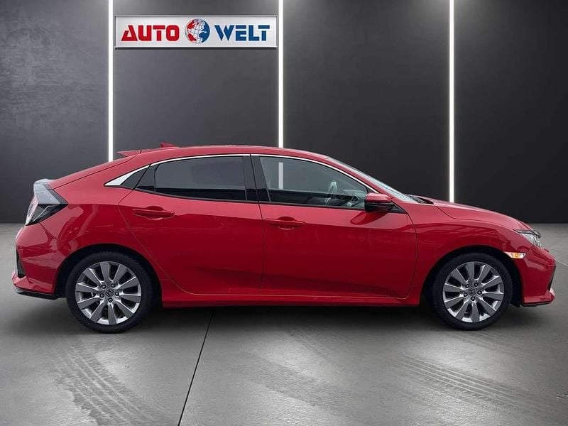 Gebraucht Honda Civic Elegance 126 PS (92 kW) 2018 Rot Limousine