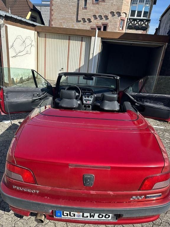 Gebraucht Peugeot 306 Cabriolet 88 PS (64 kW) 1999 Rot Cabrio