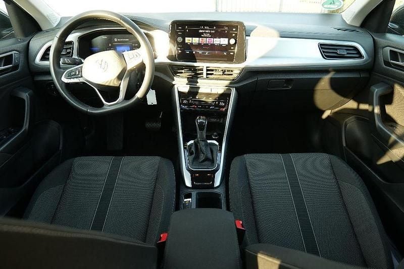 Gebraucht VW T-Roc Life 150 PS (110 kW) 2023 Deep black perleffekt SUV
