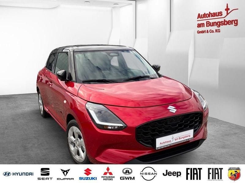 Neu Suzuki Swift Comfort 83 PS (61 kW) 2025 Rot Kleinwagen