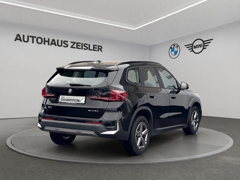 Second-hand BMW X1 Shadowline 150 CP (110 kW) 2023 Negru SUV