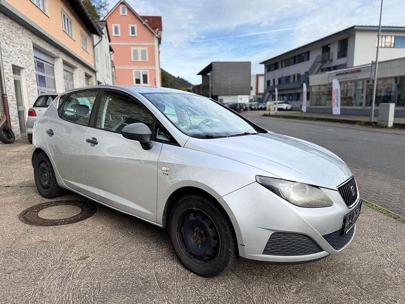Gebraucht Seat Ibiza Style 90 PS (66 kW) 2011 Silber Limousine