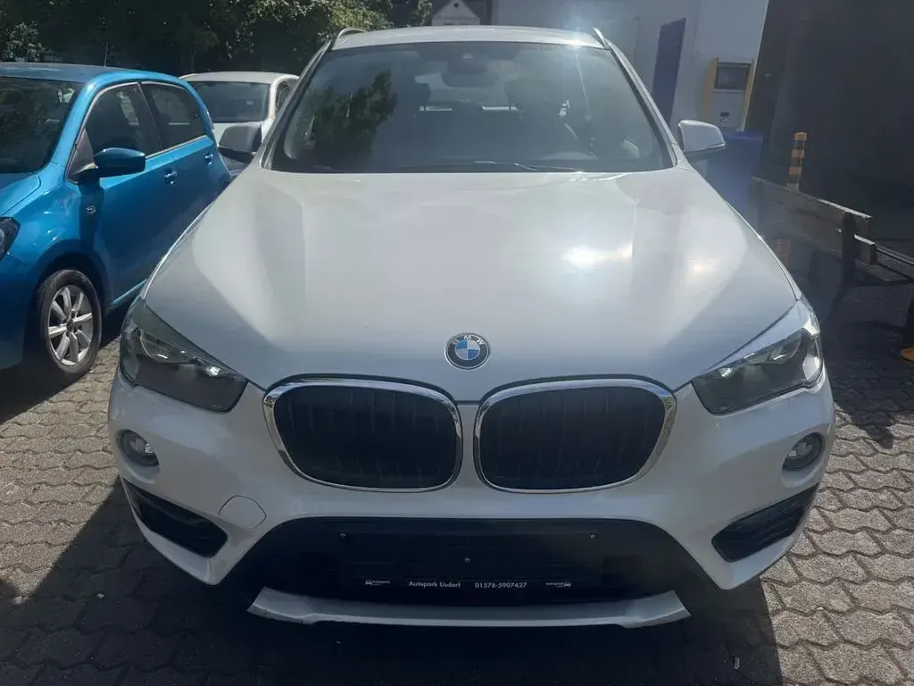 Gebraucht BMW X1 Sport Line 136 PS (100 kW) 2016 Weiß SUV
