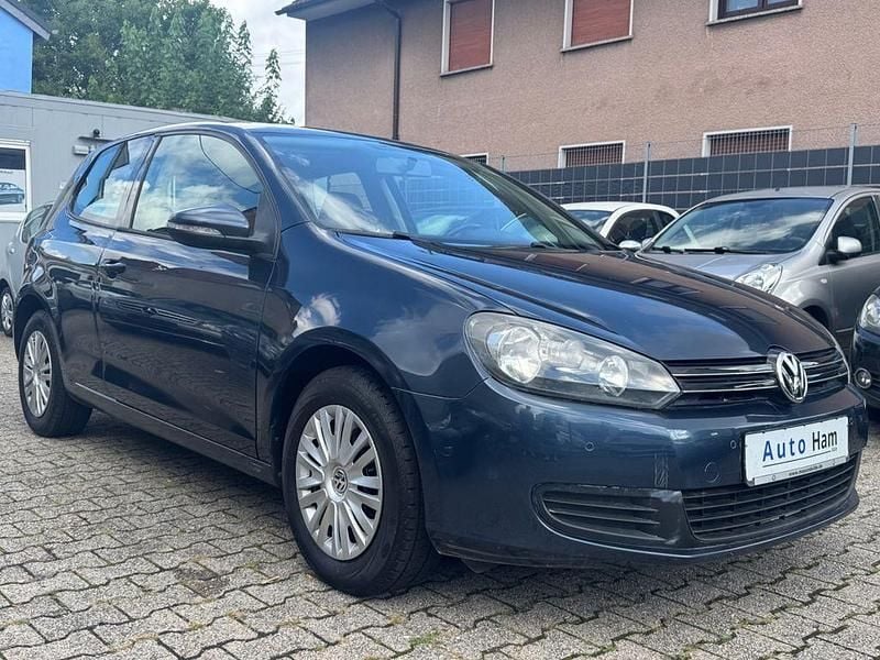 Blau Gebraucht 2010 VW Golf VI Comfortline Limousine | 5.490 € (Guter Preis) - Bild 1/4