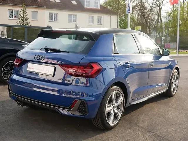 Gebraucht Audi A1 Comfort 207 PS (152 kW) 2022 Andere SUV