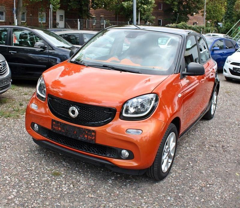 Gebraucht Smart ForFour Passion 71 PS (52 kW) 2017 Orange Kleinwagen