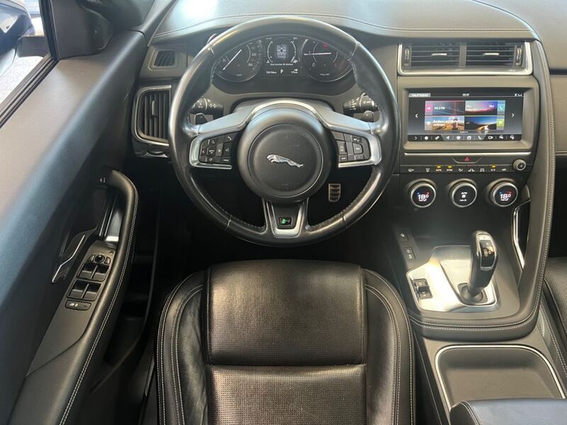 Usata Jaguar E-Pace 150 CV (110 kW) 2019 Argento SUV