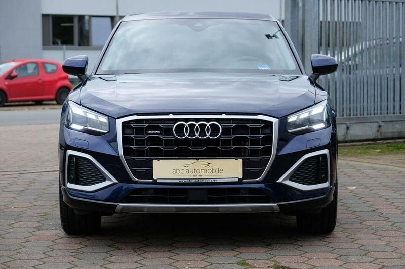 Gebraucht Audi Q2 Advanced 150 PS (110 kW) 2022 Navarrablau SUV