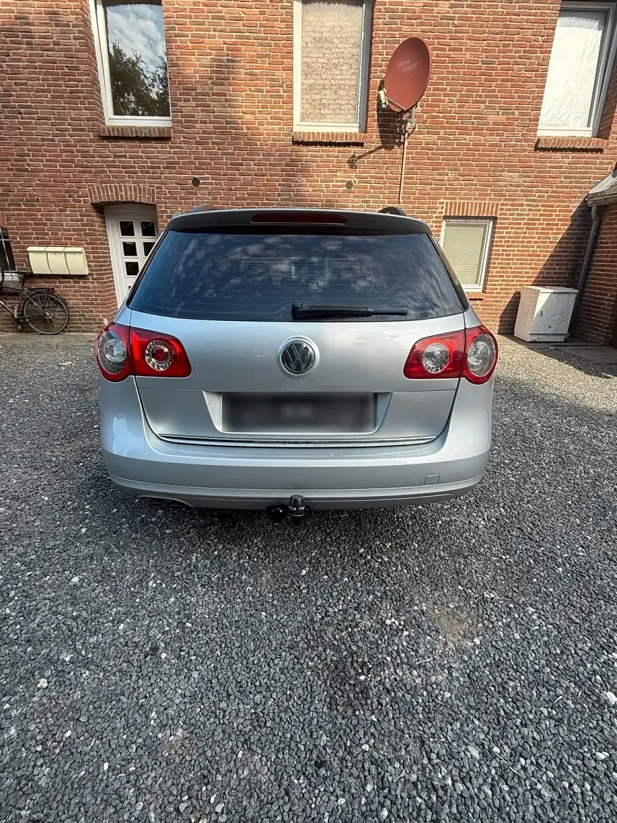 Gebraucht VW Passat 105 PS (77 kW) 2008 Grau Kombi