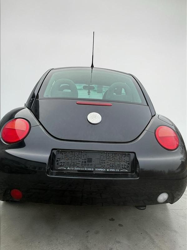 Gebraucht VW Beetle 102 PS (75 kW) 2001 Schwarz Kleinwagen
