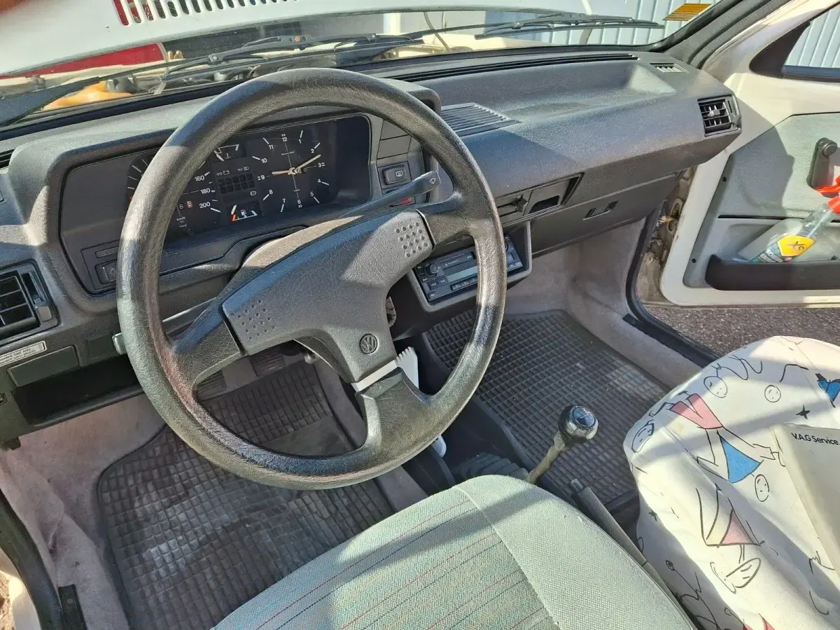 Gebraucht VW Polo 45 PS (33 kW) 1988 Weiß Kleinwagen