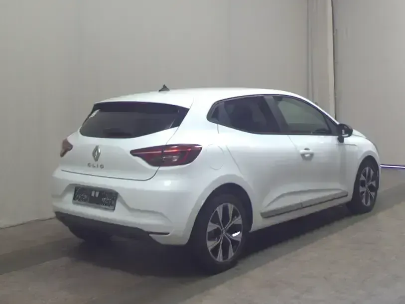 Gebraucht Renault Clio 67 PS (49 kW) 2022 Gletscherweiss Kleinwagen