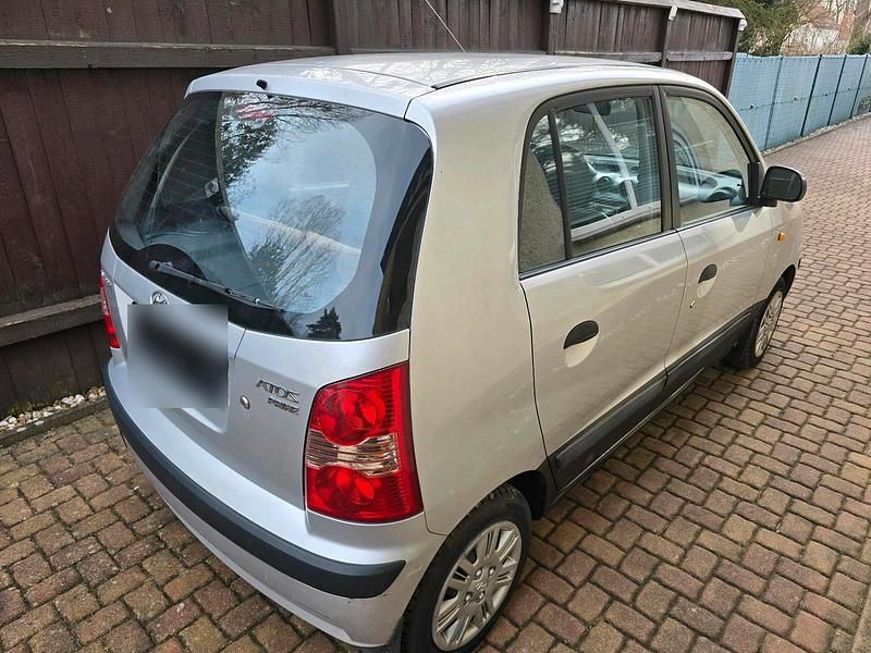 Gebraucht Hyundai Atos 63 PS (46 kW) 2007 Silber Kleinwagen