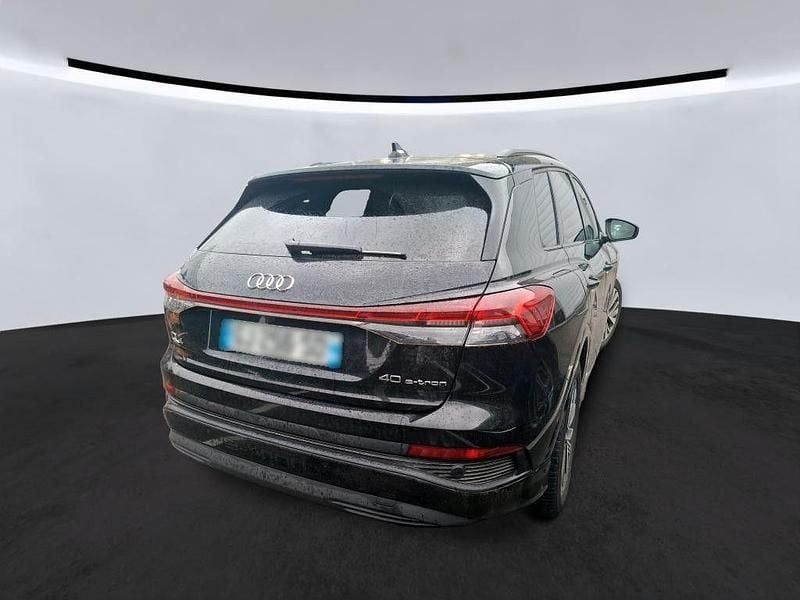 Gebraucht Audi Q4 e-tron Advanced 150 kW (204 PS) 2022 Mythosschwarz metallic SUV