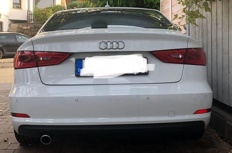 Gebraucht Audi A3 Ambiente 110 PS (80 kW) 2015 Weiß Limousine