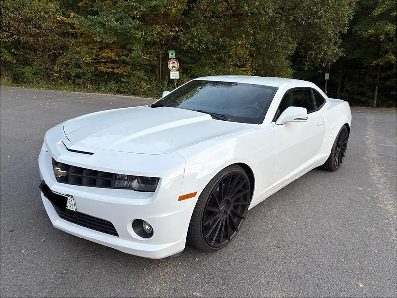 Weiß Gebraucht 2013 Chevrolet Camaro SS Coupé | 22.500 € - Bild 1/4